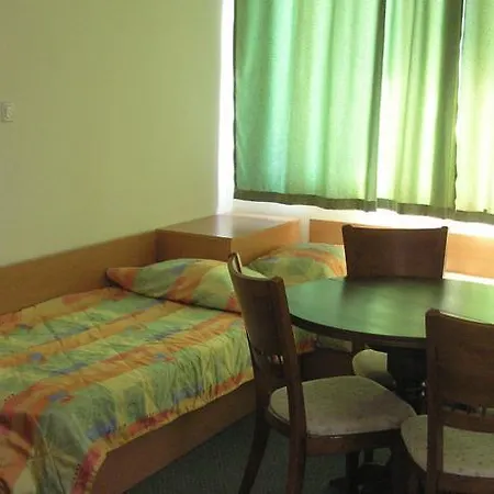 Sunny Day Club Hotel