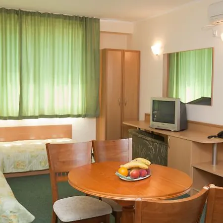 فندق Sunny Day Club 3*