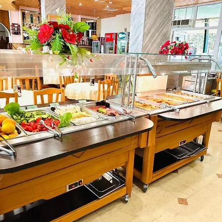 Sunny Day Club ساني بيتش