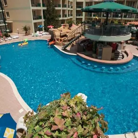 فندق Sunny Day Club