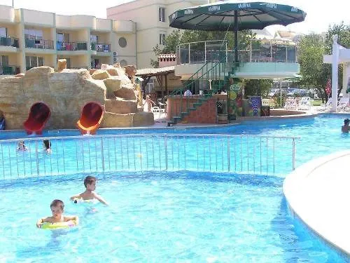Hotell Sunny Day Club 3*
