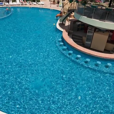 Sunny Day Club Otel 3*