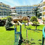 Sunny Day Club Hotel 3*