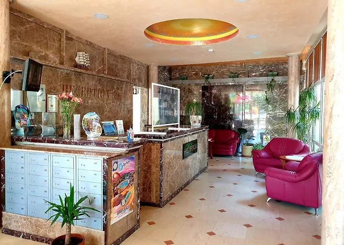 Sunny Day Club Hotel